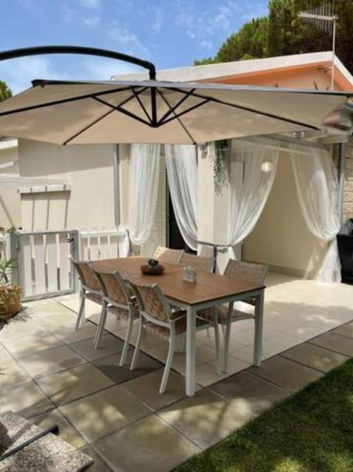 Zaffiro Casa Vacanze Al Mare Valledoria  Extérieur photo
